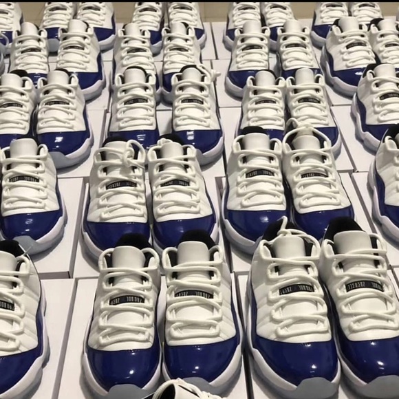 Jordan 11 Low